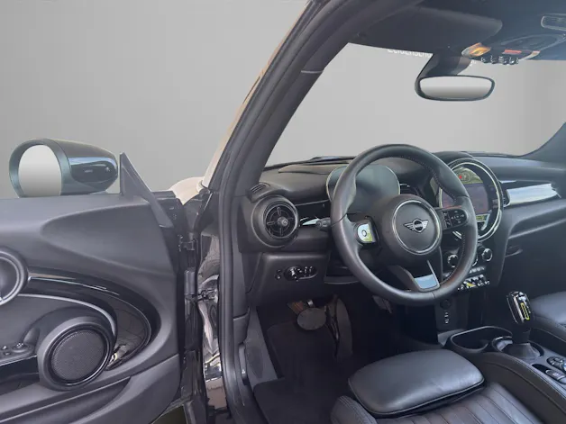Mini F56 Cooper SE