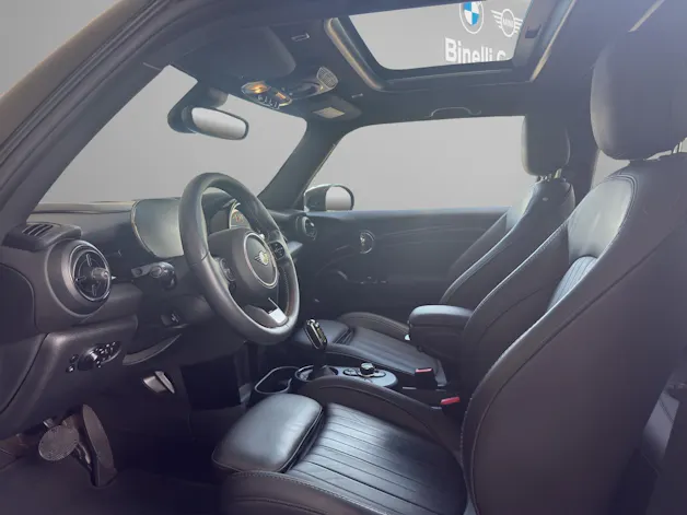 Mini F56 Cooper SE