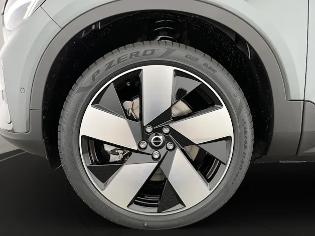 Volvo EX40 Twin Performance Ultra AWD