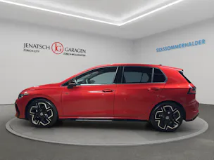 VW Golf VIII 1.5 eTSI R-Line DSG