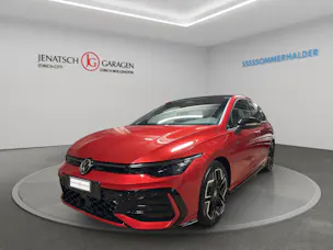 VW Golf VIII 1.5 eTSI R-Line DSG