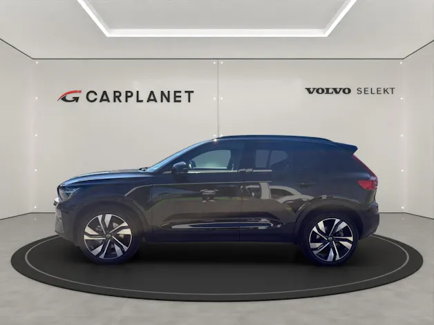 Volvo XC40 2.0 B3 MH Plus Dark