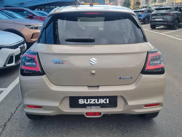 Suzuki Swift 1.2 Sakura Hybrid 4x4