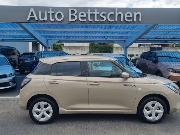 Suzuki Swift 1.2 Sakura Hybrid 4x4