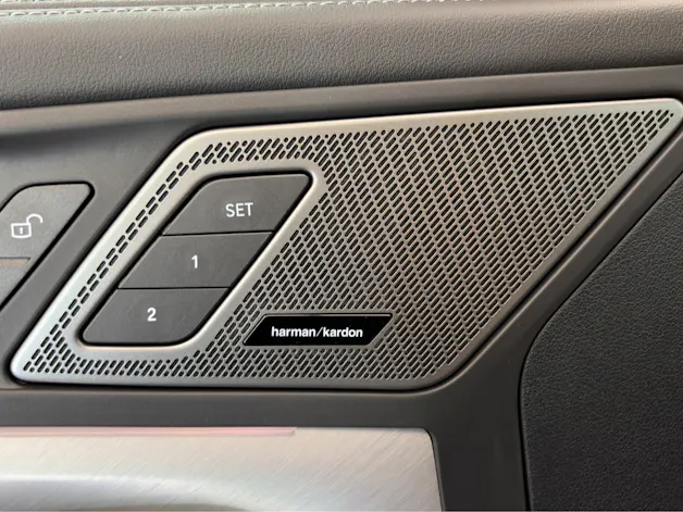 BMW X1 23i xDrive paddles
