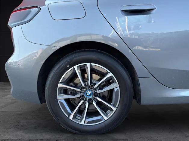BMW 225e xDrive Active Tourer