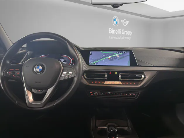 BMW 120i