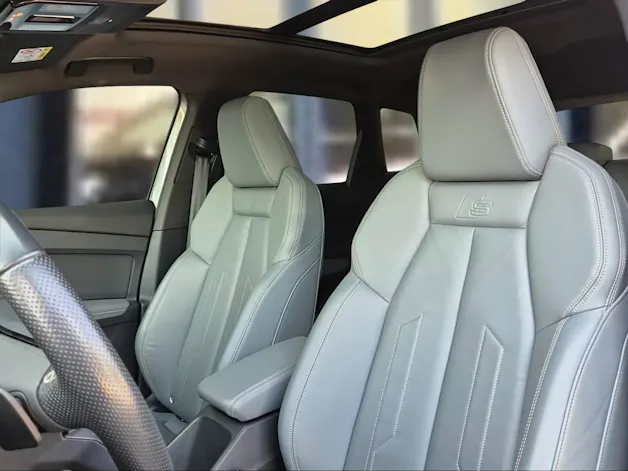 Audi Q4 e-tron 50 quattro Edition One Taifungrau Metallic