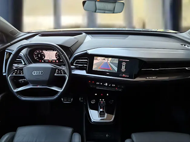 Audi Q4 e-tron 50 quattro Edition One Taifungrau Metallic