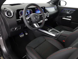 Mercedes-Benz GLA 200 Night Star 7G-DCT
