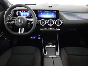 Mercedes-Benz GLA 200 Night Star 7G-DCT