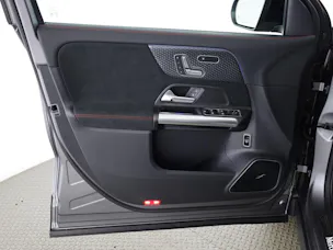 Mercedes-Benz GLA 200 Night Star 7G-DCT
