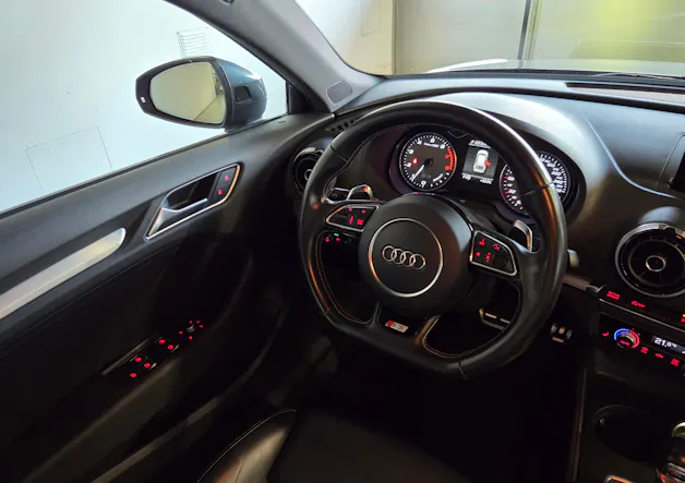 Audi S3 Sportback 2.0 T FSI quattro S-Tronic