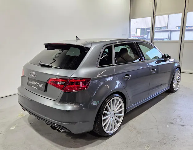 Audi S3 Sportback 2.0 T FSI quattro S-Tronic