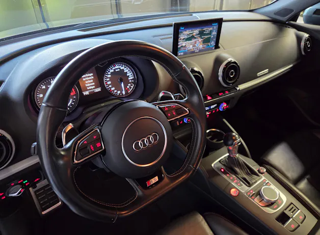Audi S3 Sportback 2.0 T FSI quattro S-Tronic