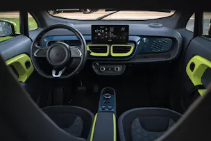 XEV Yoyo 10.4kWh