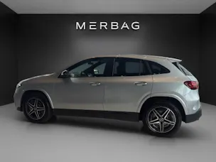Mercedes-Benz EQA 300 4M Excellence