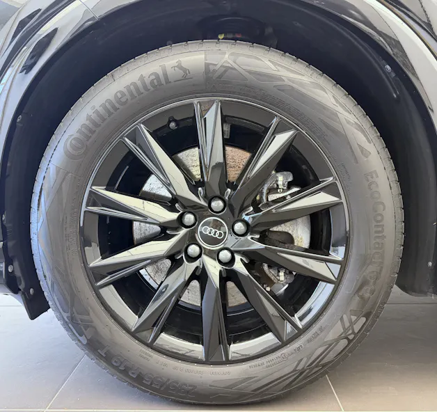 Audi Q4 e-tron 50 quattro