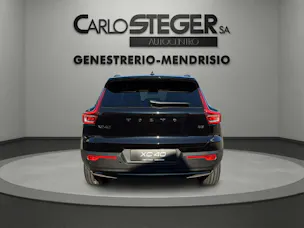 Volvo XC40 B3 Benzin Mild Hybrid Plus Dark DCT
