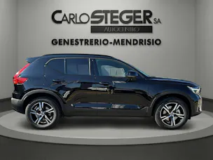 Volvo XC40 B3 Benzin Mild Hybrid Plus Dark DCT