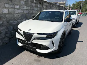 ALFA ROMEO Junior 1.2 48V Hybrid Junior
