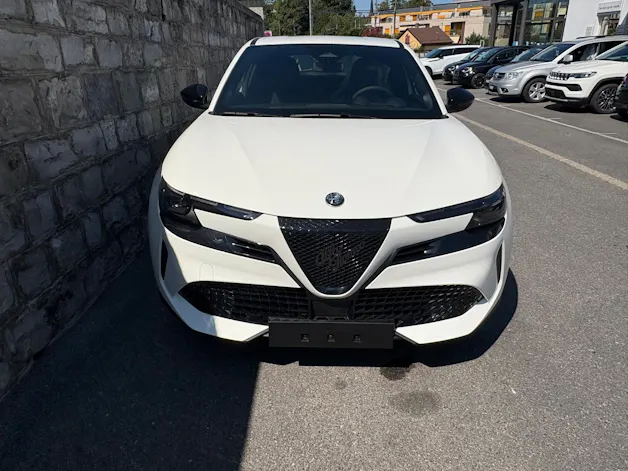 ALFA ROMEO Junior 1.2 48V Hybrid Junior