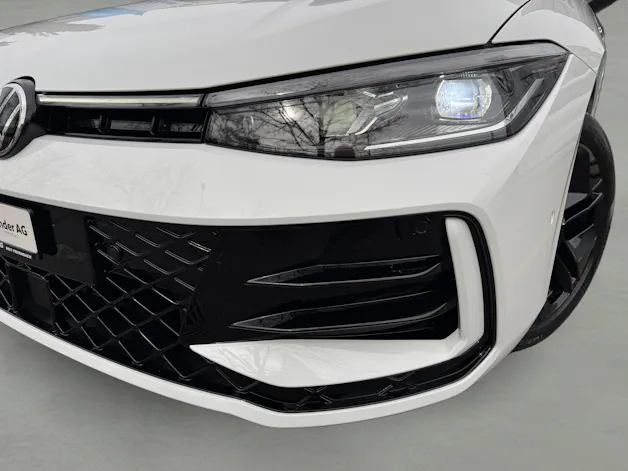 VW Passat Variant 1.5 TSI evo2 Plug-In- Hybrid R-Line DSG