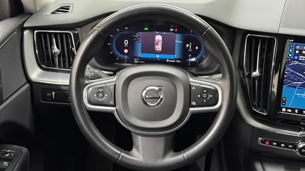 Volvo XC60 B4 Diesel Mild Hybrid AWD Momentum Geartronic