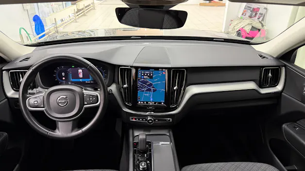 Volvo XC60 B4 Diesel Mild Hybrid AWD Momentum Geartronic