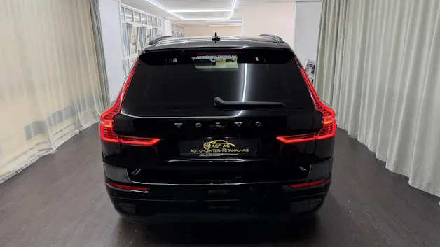 Volvo XC60 B4 Diesel Mild Hybrid AWD Momentum Geartronic