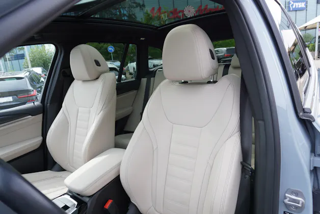 BMW X3 M40i Travel M-SPORT!!!