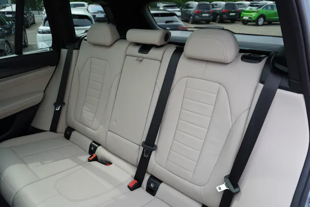 BMW X3 M40i Travel M-SPORT!!!