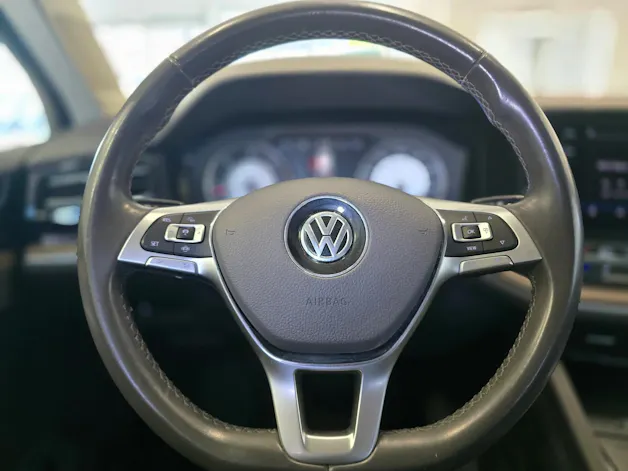 VW Touareg 3.0 TDI Elegance