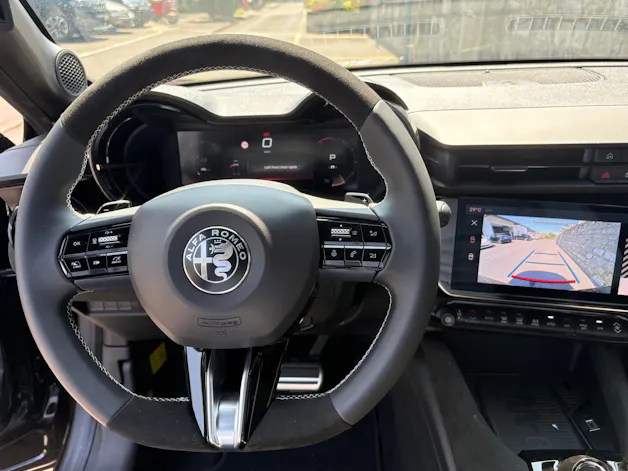 ALFA ROMEO Junior 1.2 48V Q4 Hybrid Sport Speciale