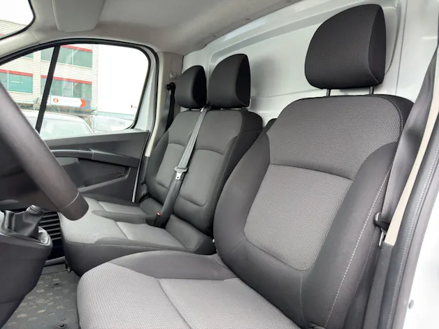 Renault Trafic 2.0 Blue dCi 130 Advance L2H1 EN