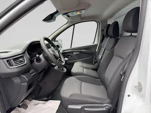 Renault Trafic 2.0 Blue dCi 130 Advance L2H1 EN