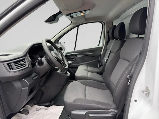 Renault Trafic 2.0 Blue dCi 130 Advance L2H1 EN