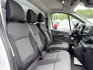 Renault Trafic 2.0 Blue dCi 130 Advance L2H1 EN