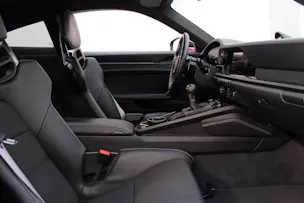 Porsche 911 GT3 Touring PDK PTS Lackierung *STERNRUBIN*