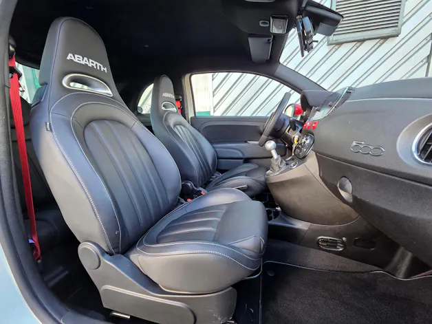 FIAT 595 Abarth 1.4 T-Jet 180 Competizione