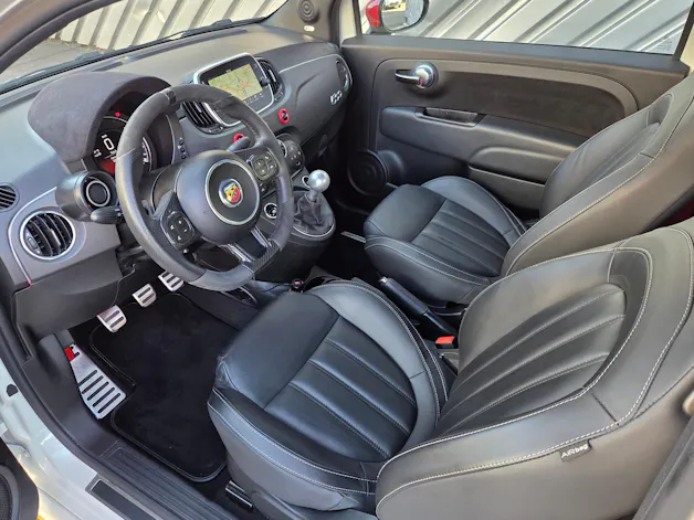 FIAT 595 Abarth 1.4 T-Jet 180 Competizione