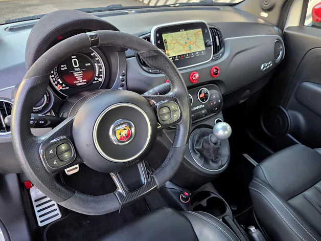 FIAT 595 Abarth 1.4 T-Jet 180 Competizione