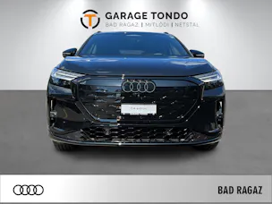 Audi Q4 SUV e-tron quattro perform 340PS/250kW