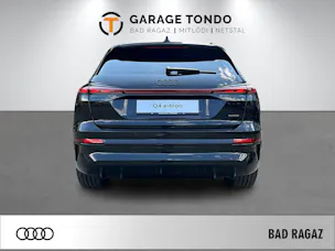Audi Q4 SUV e-tron quattro perform 340PS/250kW