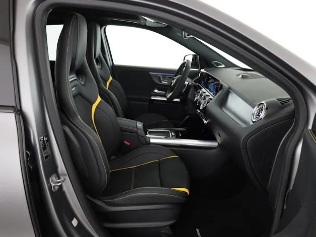 Mercedes-Benz GLA AMG 45 S 4Matic+ 8G-DCT