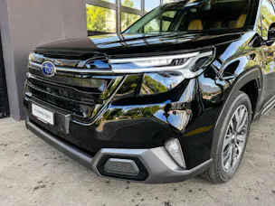 Subaru Forester 2.0i e-Boxer Luxury Lineartronic