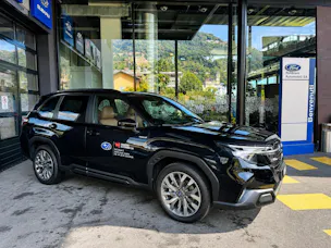 Subaru Forester 2.0i e-Boxer Luxury Lineartronic