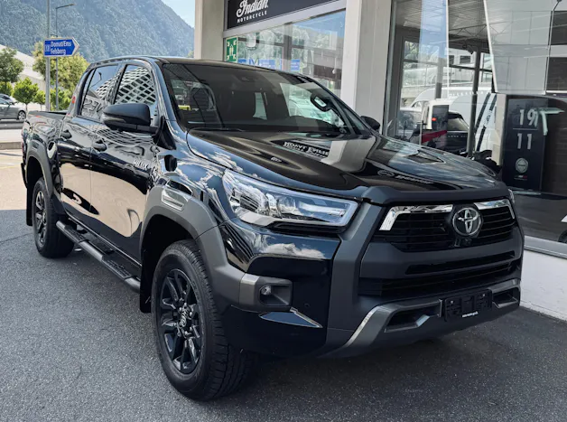 Toyota Hilux 2.8D-4D Invincible Double Cab 4x4 A