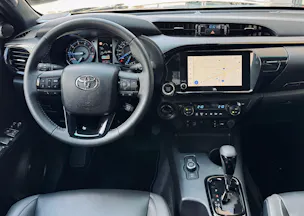Toyota Hilux 2.8D-4D Invincible Double Cab 4x4 A
