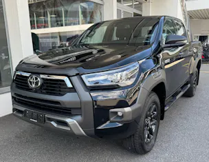 Toyota Hilux 2.8D-4D Invincible Double Cab 4x4 A